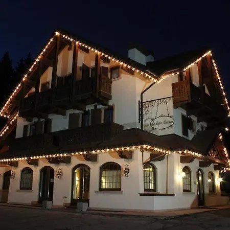 La Lepre Bianca 加廖