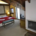 Ξενοδοχείο La Lepre Bianca 3*