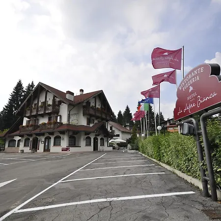 La Lepre Bianca Hotel 3*