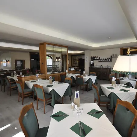 La Lepre Bianca Hotel 3*