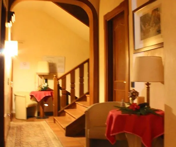 Ξενοδοχείο La Lepre Bianca 3*